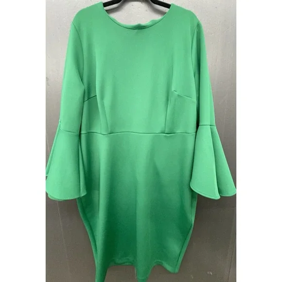 green emerald velvet dress ELOQUII Women's Plus Size Knot Front Pleated Skirt Dress main image 0